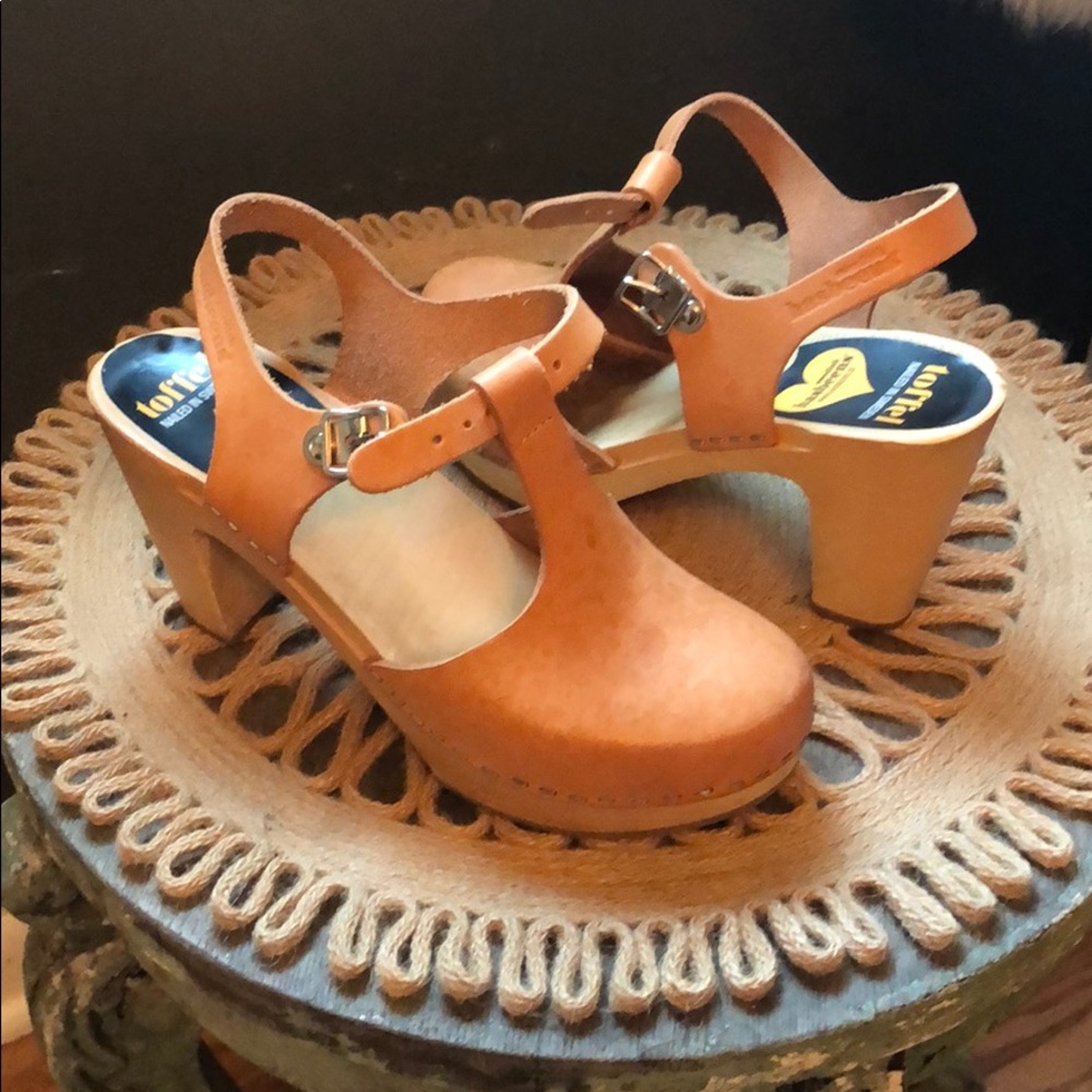 Swedish has-beens clogs